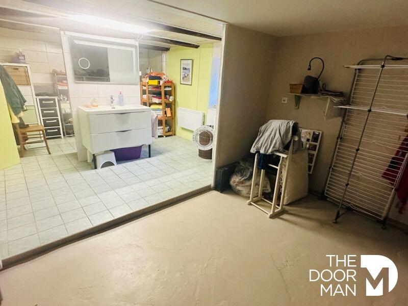 Maison - 270 m² - 7 pièces