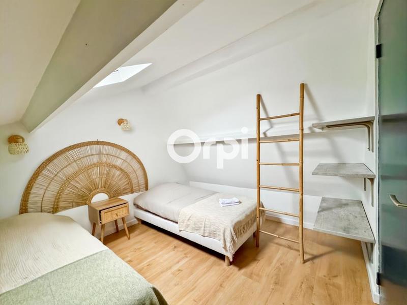 Maison - 174 m² - 5 pièces