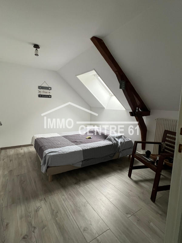 Maison - 101 m² - 6 pièces