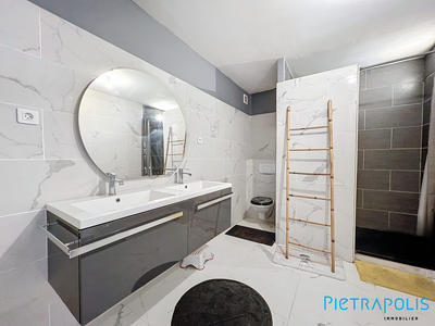 Appartement - 136 m² - 4 pièces