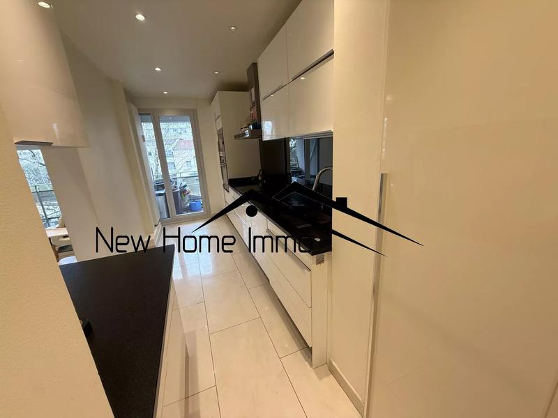 Appartement - 98 m² - 4 pièces