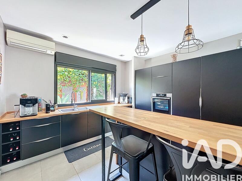 Maison - 150 m² - 4 pièces