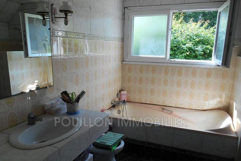 Maison - 241 m² - 8 pièces