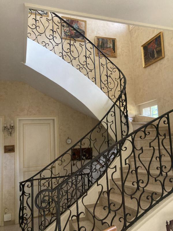 Propriété - 260 m² - 9 pièces