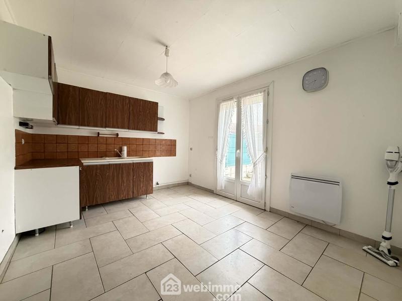 Maison - 93 m² - 5 pièces