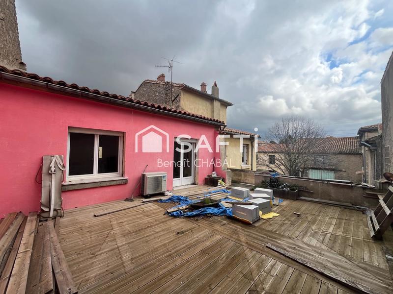 Maison - 349 m² - 12 pièces
