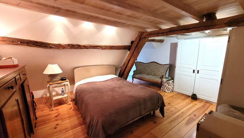 Appartement - 122 m² - 5 pièces