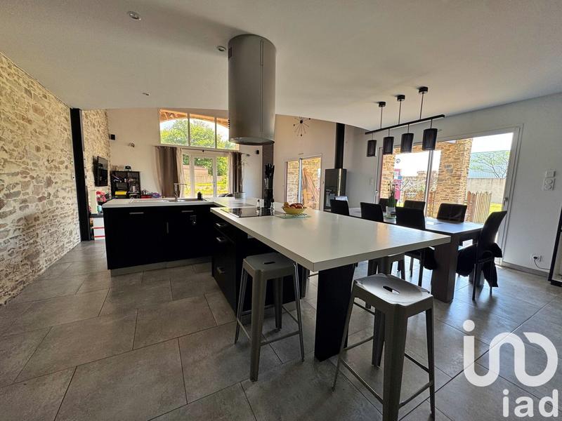 Maison - 148 m² - 6 pièces