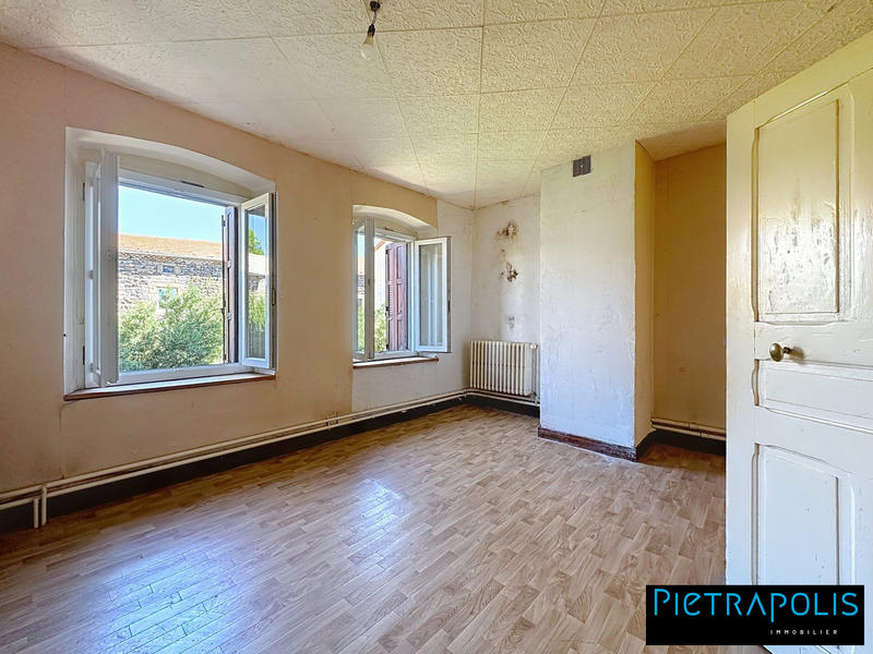 Maison ancienne - 235 m² - 4 pièces