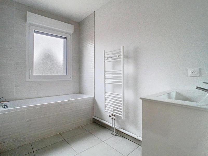 Appartement - 94 m² - 4 pièces