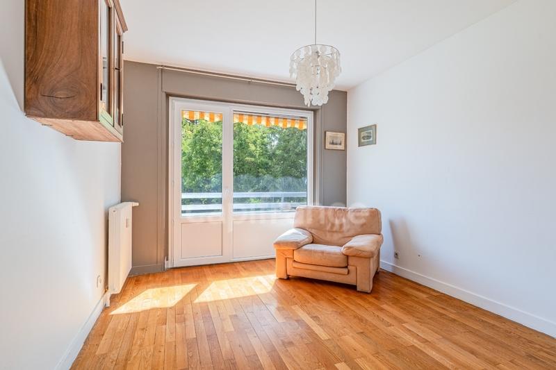 Appartement bourgeois - 120 m² - 5 pièces