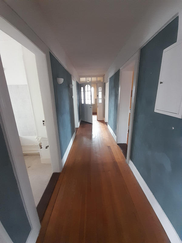 Appartement ancien - 99 m² - 4 pièces