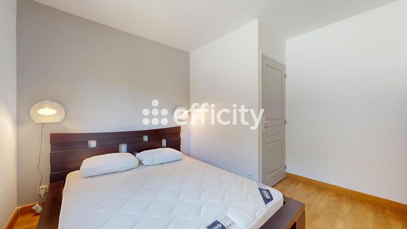 Maison - 133 m² - 6 pièces