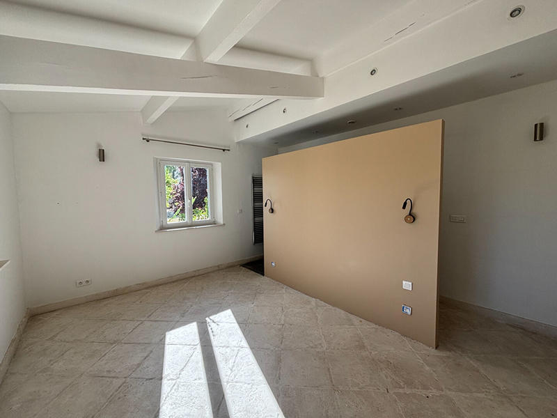 Maison - 184 m² - 4 pièces