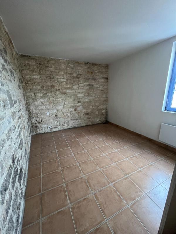 Studio - 24 m² - 1 pièce