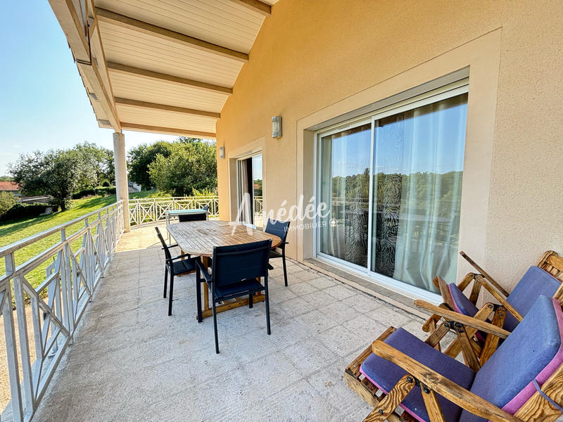 Villa - 166 m² - 5 pièces