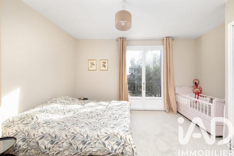 Maison - 201 m² - 6 pièces