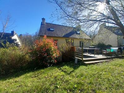Maison - 100 m² - 6 pièces