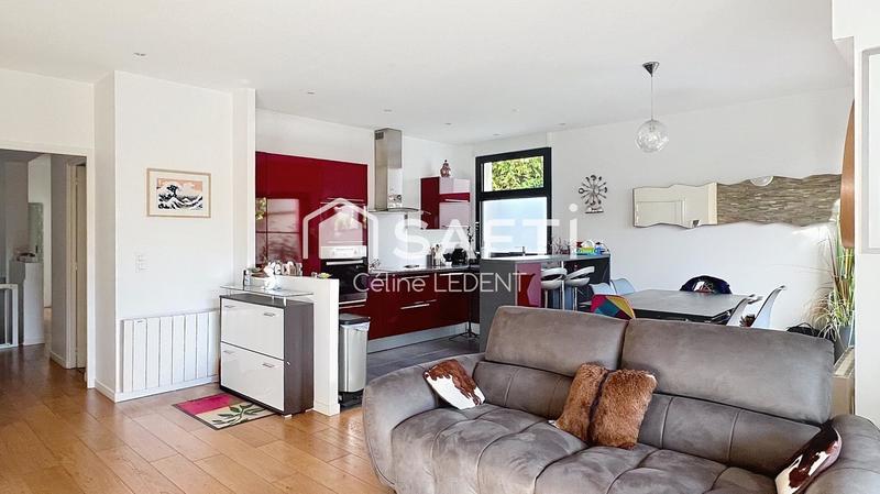 Appartement - 82 m² - 4 pièces