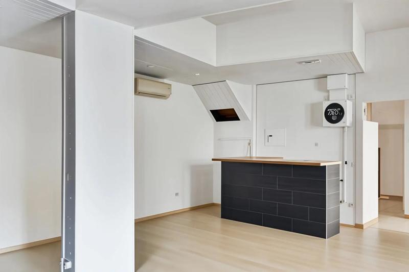 Appartement - 145 m² - 7 pièces