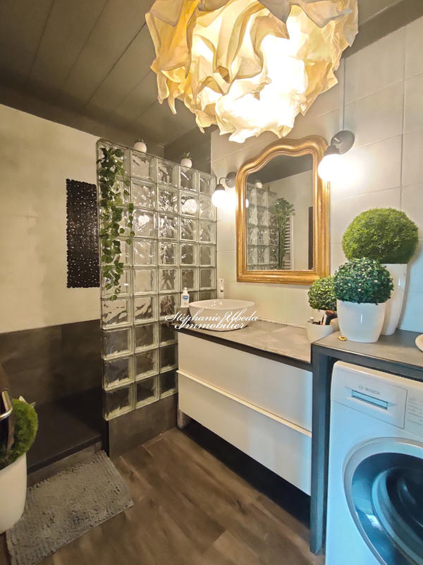 Appartement - 93 m² - 4 pièces