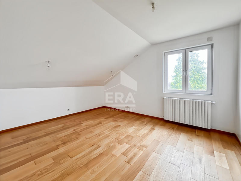 Maison - 143 m² - 5 pièces