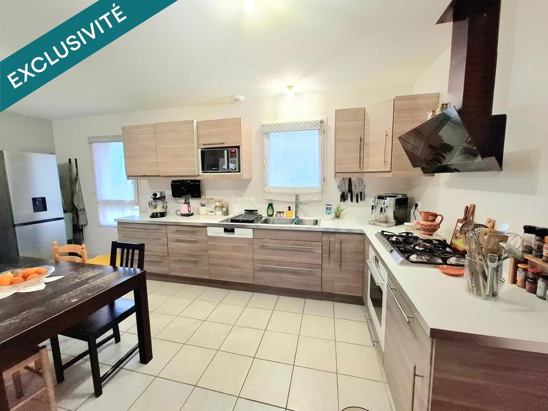 Maison - 80 m² - 4 pièces