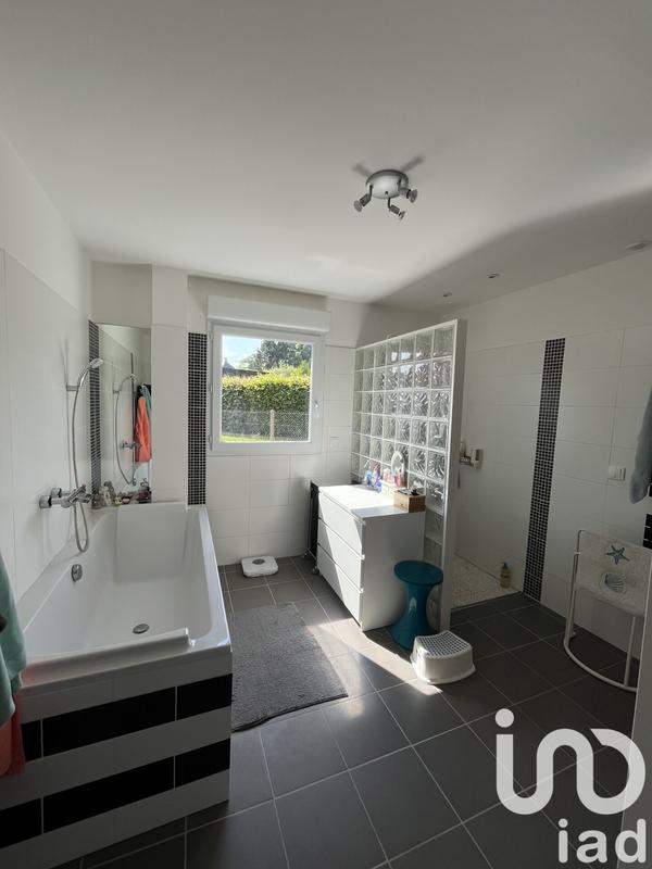 Maison - 148 m² - 6 pièces