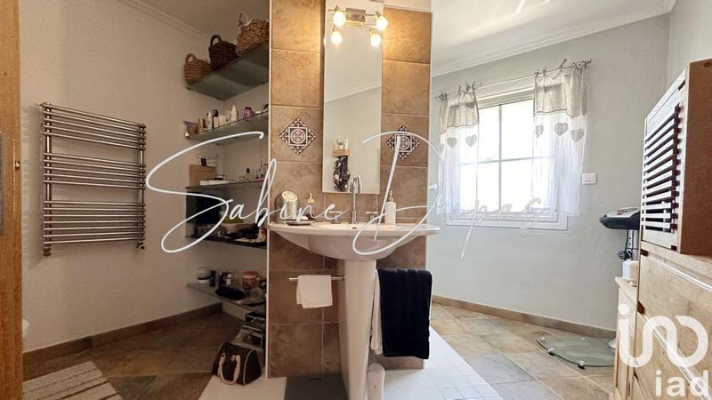 Maison - 300 m² - 10 pièces