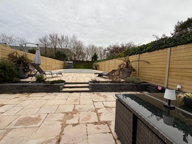 Maison - 151 m² - 6 pièces