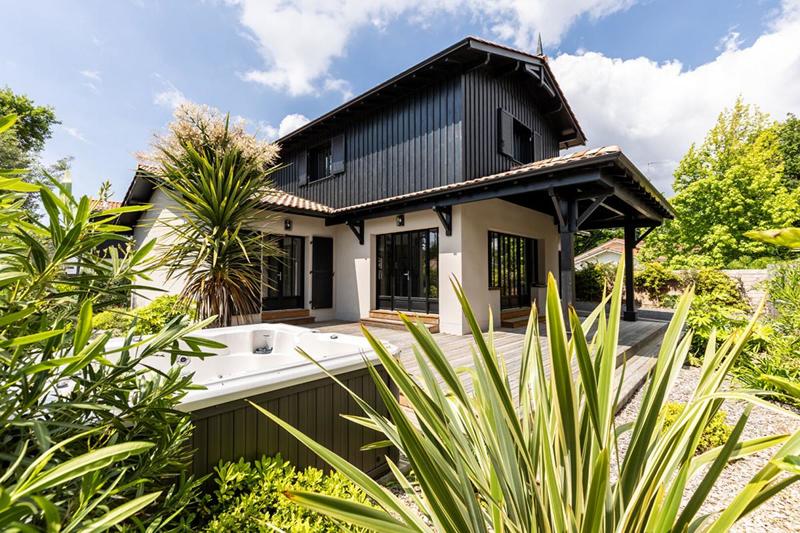 Maison - 157 m² - 5 pièces