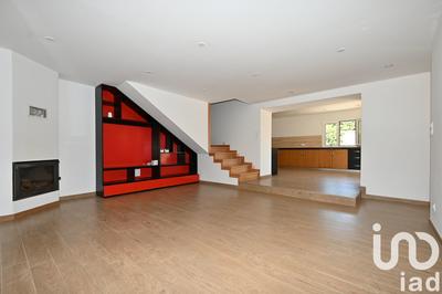 Maison - 148 m² - 6 pièces