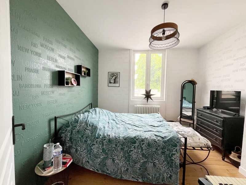 Immeuble - 101 m² - 6 pièces