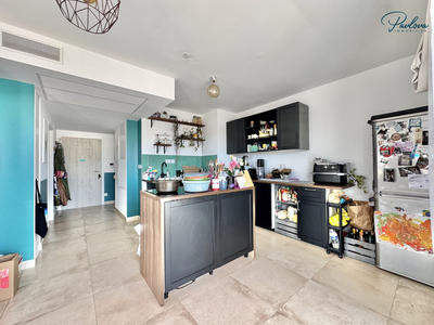 Appartement - 106 m² - 5 pièces