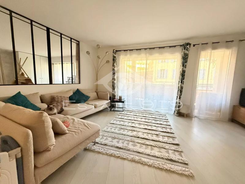 Appartement - 125 m² - 3 pièces