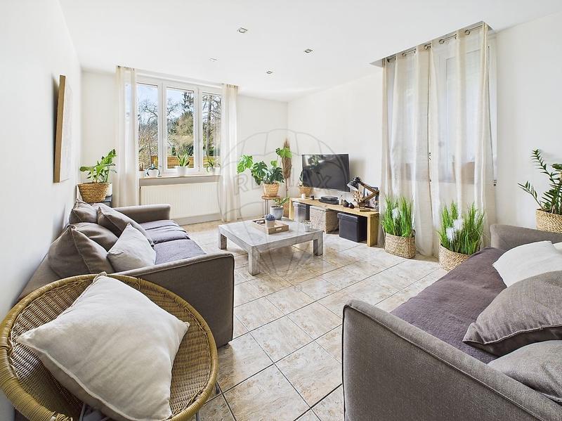 Appartement - 96 m² - 4 pièces