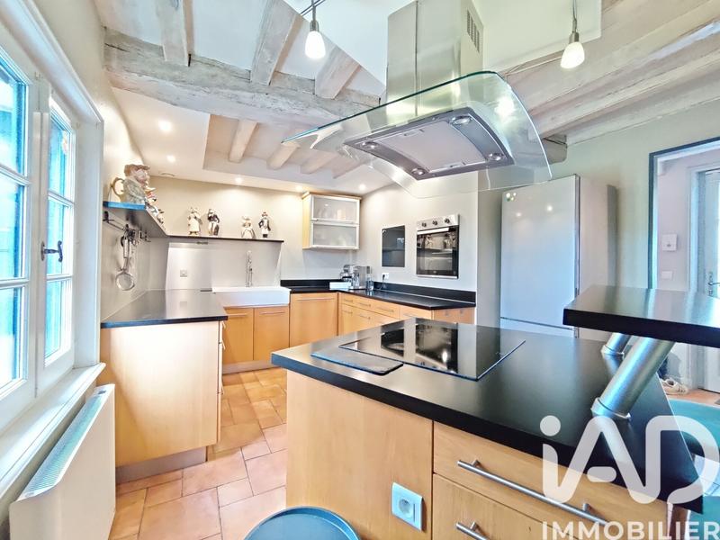 Maison - 332 m² - 10 pièces