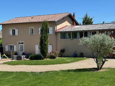 Maison - 160 m² - 6 pièces