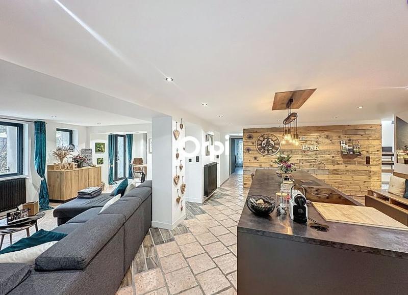 Maison - 187 m² - 5 pièces