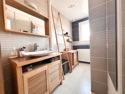 Appartement - 57 m² - 2 pièces