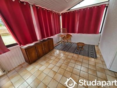 Chambre - 11 m² - 1 pièce