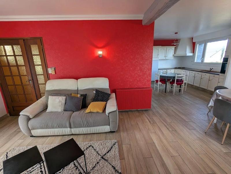 Maison - 121 m² - 6 pièces