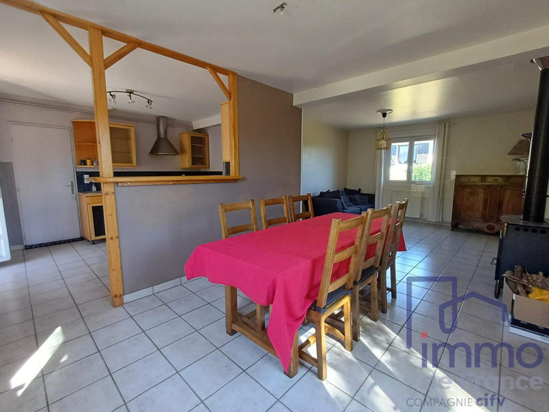 Villa - 121 m² - 6 pièces