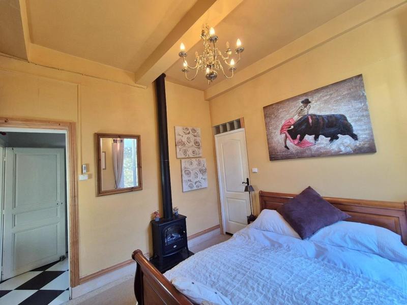 Maison - 297 m² - 7 pièces