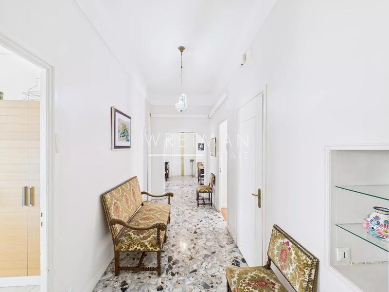 Appartement - 155 m² - 5 pièces