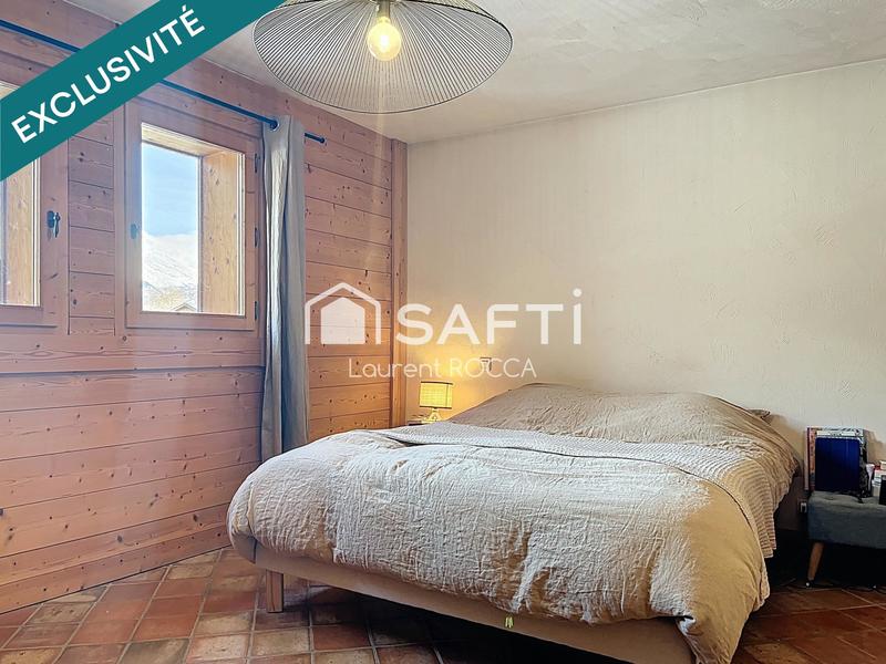 Châlet - 238 m² - 8 pièces