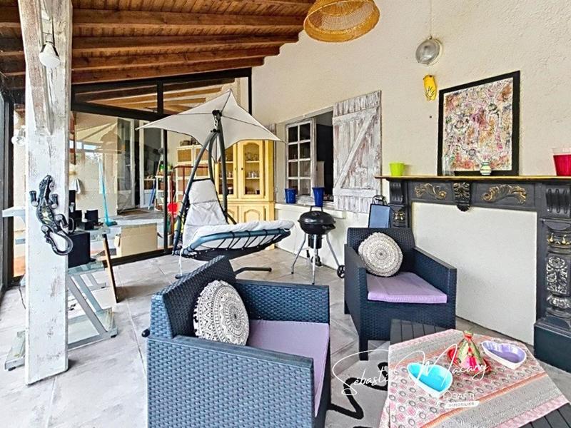 Maison - 229 m² - 9 pièces