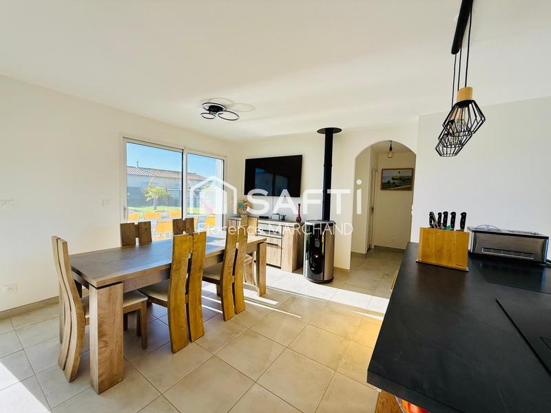 Maison - 100 m² - 5 pièces