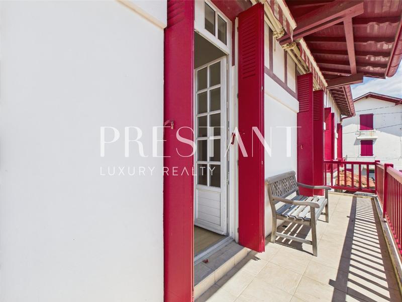 Maison de ville - 209 m² - 4 pièces