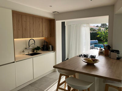 Maison - 166 m² - 6 pièces